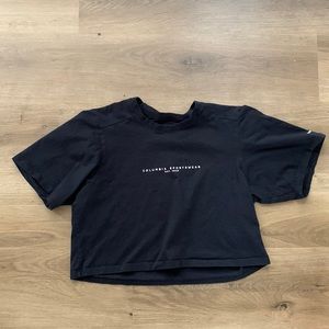 Columbia sportswear crop t shirt